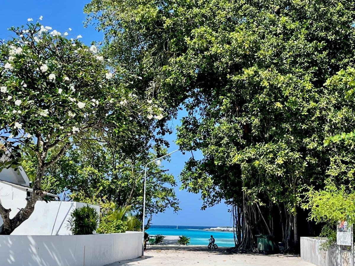 Atholhu Residence Fehendhoo Exterior photo